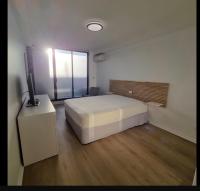 Water views big size cbd apartment Darling harbour - B&B Sydney