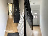 Warrington 3-Bedroom House Near Birchwood & Omega - Chambres d'hôtes Warrington