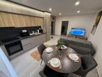 ViA Lux Apartman - Ferienwohnung Fünfkirchen