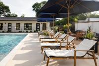 Gloria Cottage - 2 blocks to Magnolia and 3 mins to Baylor - B&B Waco
