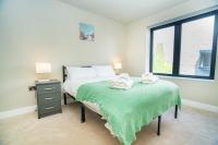 Modern 1BR Apt near Solihull & Central Birmingham - Bed and Breakfast Birmingham
