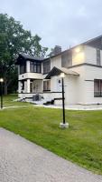 A J House - Bed and Breakfast Plano