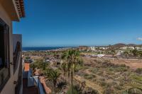 Hygge Home with Seaside ,heated pool and Golf-View Balcony - B&B San Miguel De Abona