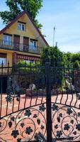 Duży Domek Nad Jeziorem - Kretowiny 64 - B&B Kretowiny