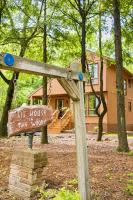 Clocked Out Cabin with Lake Access, Fire Pit, Games - Chambres d'hôtes Blakeslee