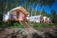 Cabins Over Crag Lake Glamping Lynx - Bed and Breakfast Carcross