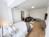Світла затишна однокімнатна студія на Оболоні - B&B Kyiv