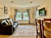 Crown Apartment - King Bed - Free Parking - B&B Inverness