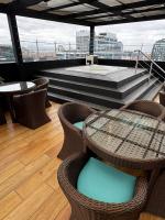 Apartamento 432 de Lujo Exclusivo en Calle 97 con coworking y Rooftop - Bed and Breakfast Bogota