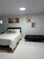 Zimmer mit Queensize-Bett