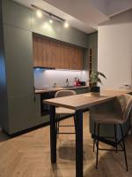 Cozy Central Home & Free Private Parking - B&B Craiova