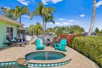 The Sapphire Sea Star - Bed and Breakfast Bradenton