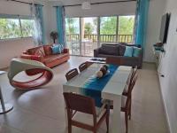 Free Early Check-in Or Late Check-Out - Apartamentos Frente Al Mar Caribe, Playa Juan Dolio, RD - Vistas Francas A La Playa, Artardeceres De Ensueños, Exclusividad Y Seguridad Las 24 horas - Opciones de 2 y 3 Habitaciones - Chambres d'hôtes Guayacanes