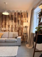 Dzejnieka jumts Old Town artist apartment - Bed and Breakfast Cēsis