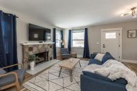 Torch Lake Luxe 3BR w Hot Tub Fire Pit - B&B Kewadin