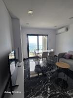 Appartement met 2 Slaapkamers en Uitzicht op Zee
