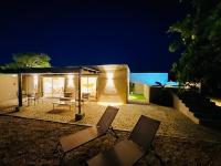 Country Retreat & Private Pool by Quinta da Alfarrobeira - B&B Faro