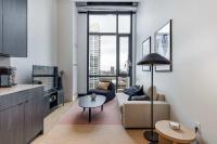 South Loop Rooftop With In and Out Parking 3 - B&B Chicago