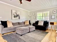 Cozy Home Away From Home - Pet-friendly, King bed - B&B Charleston