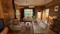 Cosy miners cottage full of character near town - Chambres d'hôtes Reefton