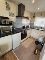 POPPY & MARLEYS RETREAT hemsby, electricity and bed lining included, close to beach and amusements, a great little escape for exploring the coastal towns of Norfolk - Chambres d'hôtes Great Yarmouth