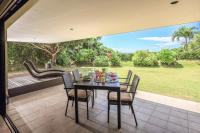 Hilltop Top Garden Villa CAN - B&B Motobu