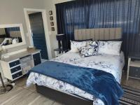 Naomi's Sky Loft Little Falls - B&B Roodepoort