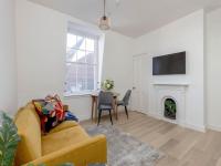 Ultra-Modern Apartment on Castle Street - B&B Edimburgo