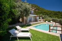 Villa Meliti - private villa with stunning seaviews, infinity pool, close to the beach - Ferienwohnung Nidri