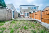 Modern 3BR Home , Families & Contractors Friendly , Parking & High-Speed Wi-Fi - Ferienwohnung Dudley
