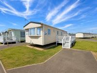 Caravan With Wifi And Decking At St Osyth Beach Holiday Park Ref 28017Kv - B&B Clacton-on-Sea