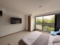 Comfort & Convenience Styling Loft in the Heart of the University Distric - Chambres d'hôtes Cali
