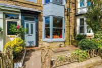 Peak district Victorian family home - B&B Buxton