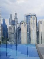Kualalampur rooftop pool petronas twin tower view majestic residence - Ferienwohnung Kuala Lumpur