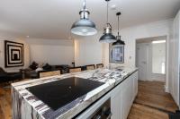 Stylish 2 Bedroom Apartment near Oxford Street - Chambres d'hôtes Londres