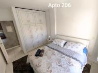 One-Bedroom Deluxe Apartment