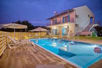 Villa Ilios Agios Spyridonas - Bed and Breakfast Perítheia