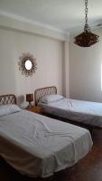 Views of Montgó, bright and 5 minutes from the beach - B&B Oliva