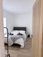 A Timeless Cottage Restored with a Modern Style - Chambres d'hôtes Midsomer Norton