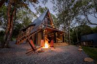 Valhalla Cabins AFrames with hot tubs & sauna - B&B Cosby