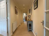 Crown Apartment - King Bed - Free Parking - B&B Inverness