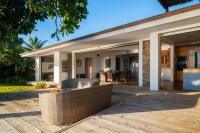 Villa Miti Vai - 3 BR 3 Bath Beachfront Villa - B&B Haapiti