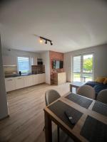 Apartamenty Bursztynowe - Bed and Breakfast Dębki