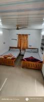 SKS SARAVANA HOME STAYs - B&B Valparai