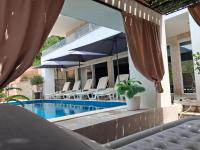 Vila Olive 51 - B&B Teodo