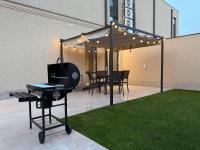 Luxe House Odessa Private Jacuzzi BBQ, Free Parking - B&B Odesa