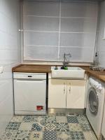 Bajo con terraza privada con acceso directo a la piscina - B&B Sant Carles de la Ràpita