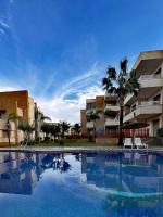 Appartement de luxe 41 avec Piscine communautaire & Parking a Marina - B&B Saidia