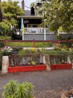 Cool Apartment in vibrant Seattle neighborhood - Bed and Breakfast Seattle
