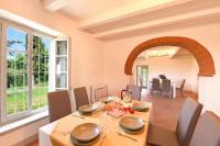 Villa Chimera Green 10 with Pool & Gym - Bed and Breakfast Arezzo